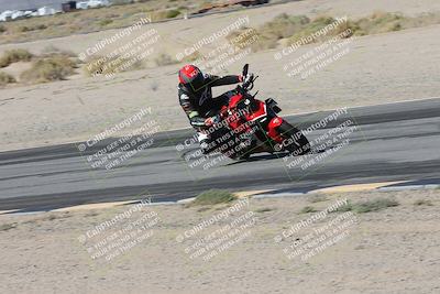 media/Oct-30-2025-Racers Edge (Thu) [[dabbdaf680]]/3-B Group/Session 3 (Turn 15 Inside)/